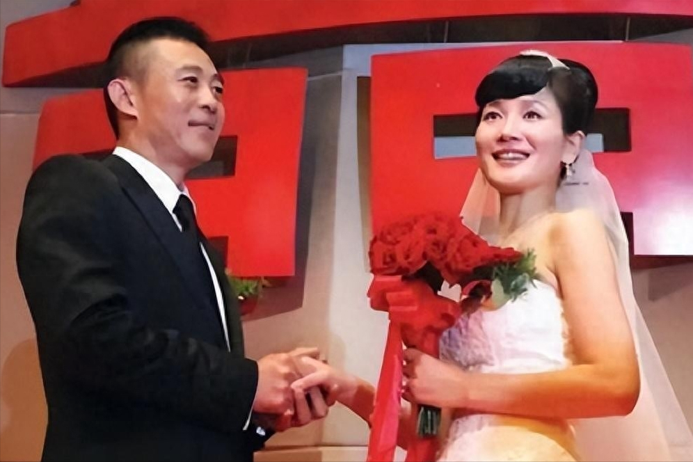 原创潘雨辰目睹前夫侯勇梅开三度两年短暂的婚姻让我至今后怕