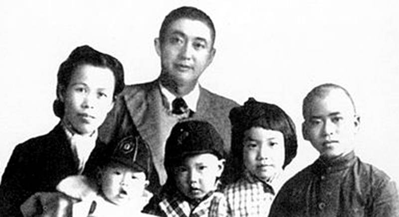 原创民族英雄戴安澜38岁在异国他乡牺牲留下的后代结局如何