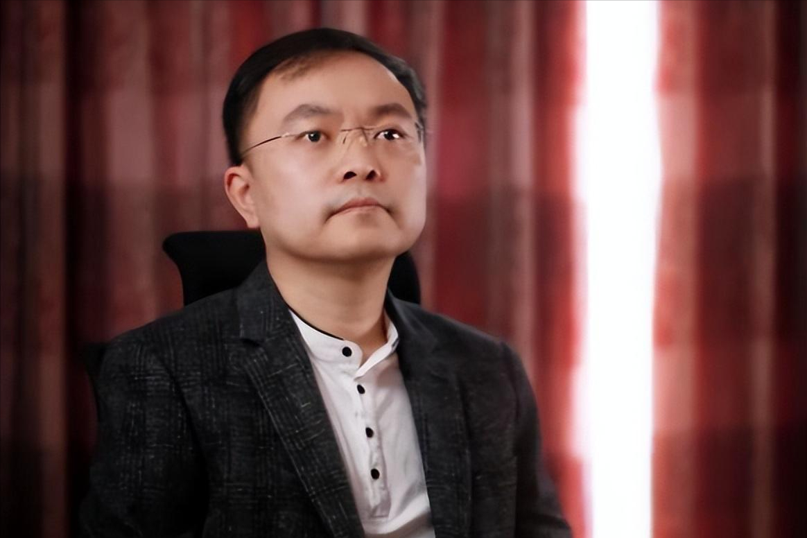 原创京东副总蔡磊病情加重上半身已瘫痪躺床上仍坚持开科研会议