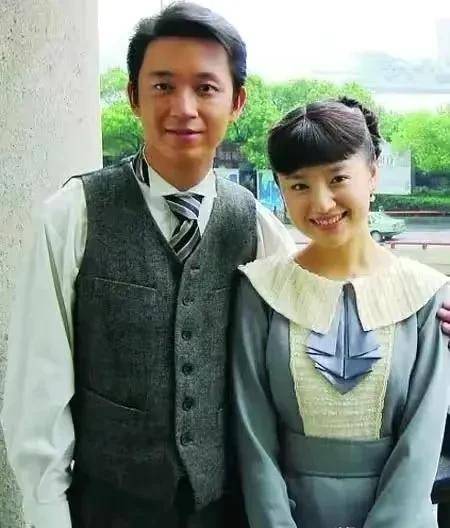 2011年,可以说是董洁的幸运年,不仅出演了《建党伟业》,《秋之白华》