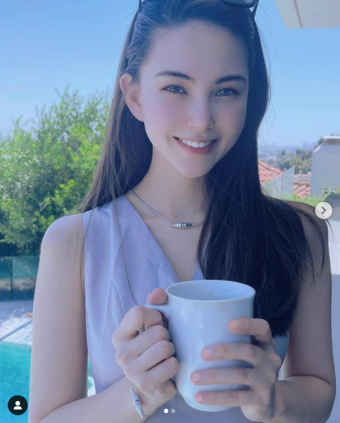 原创超甜周杰伦晒昆凌美照为她庆生结婚七年仍喊老婆女孩