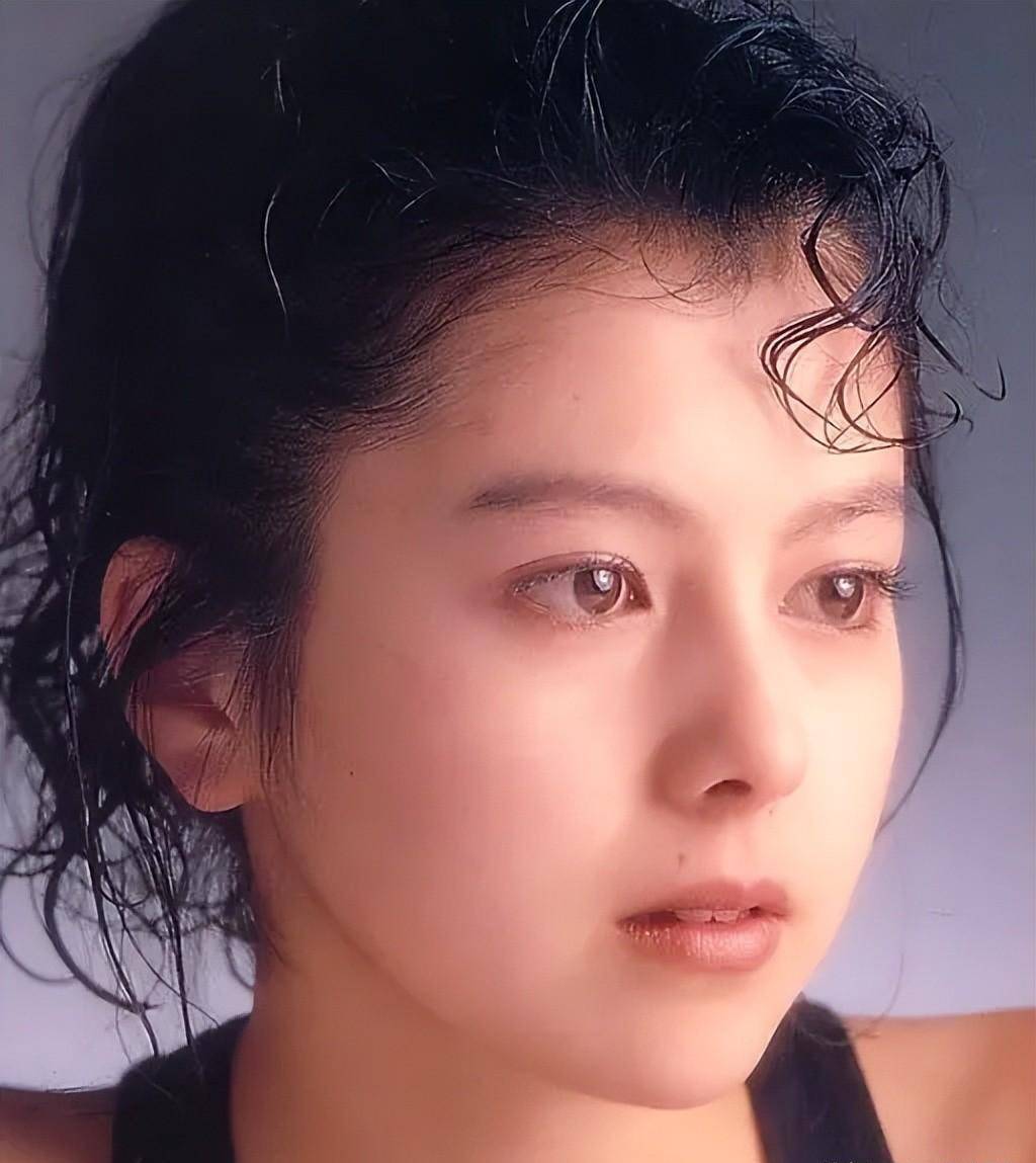 盘点国外昭和时代的美人,个个风华绝代,网友:旧照片太美了_工藤静香