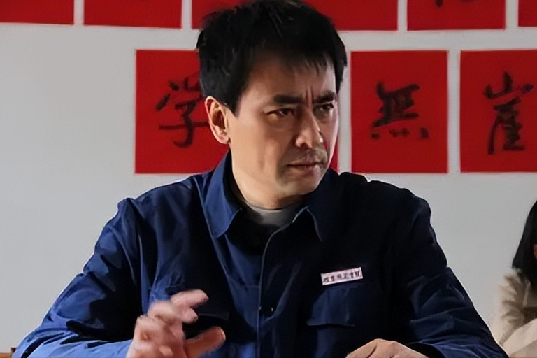 原创演员罗钢娶小23岁郝蕾陪娇妻战胜家族遗传病48岁老来得子