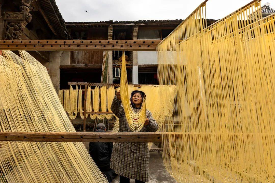 传承千年的中国传统手艺一根面