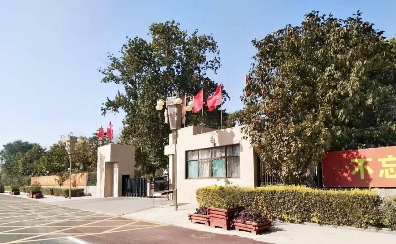 县委财政支出11亿,却"蜗居"平房办公60多年_大院_灵寿_工作