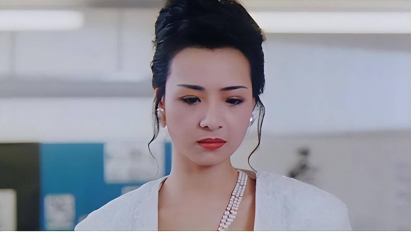 不傍大款,不炒绯闻,痴情的7位女港星,把生活过成了偶像剧