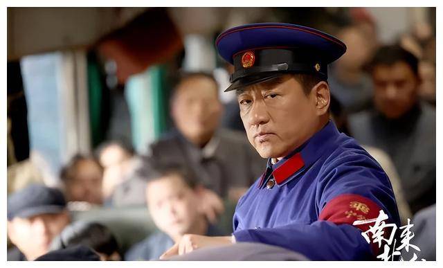 原创丁勇岱记忆中的父亲从人世间到南来北往