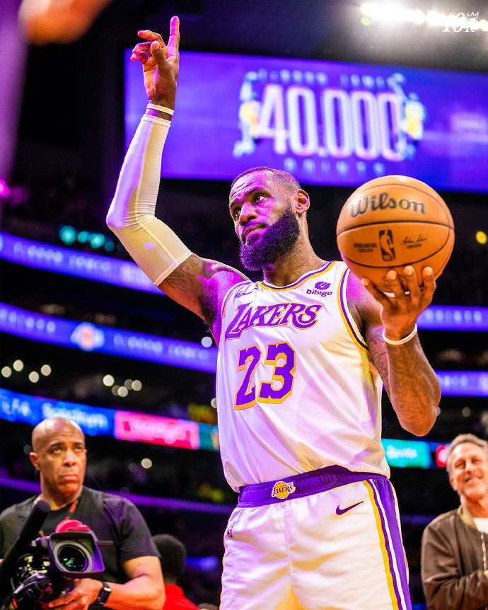 3月3日数评nba:见证历史,詹姆斯四万分达成,前无古人后待来者_湖人