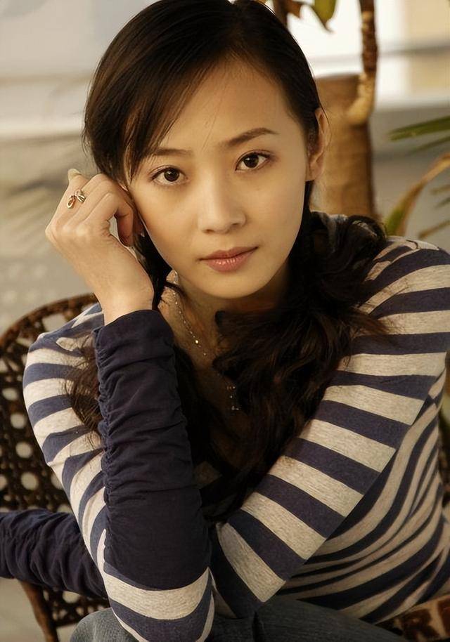 她在《狂飙》中走红,重情重义的曲栅栅,小波的爱妻_程程_父亲_生活