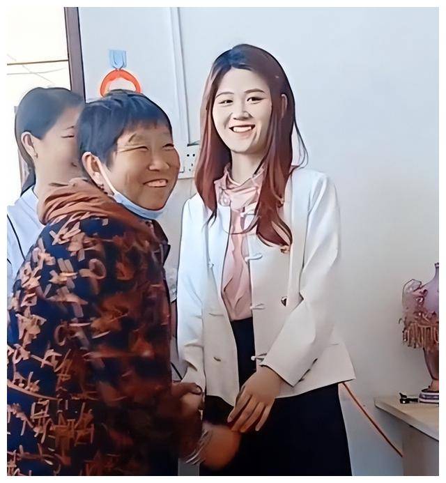 大衣哥儿媳妇暂时不生孩子,与朱小伟金钱无关._陈萌_感情_家庭