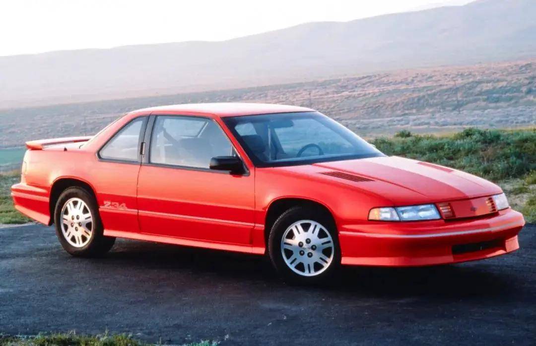 90年代的"子弹头" 丨 来自美国的鲁米娜——chevrolet lumina apv