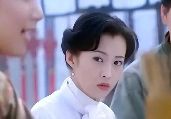 郝蕾与刘烨离婚后自己一人养育双胞胎儿子如今怎么样了