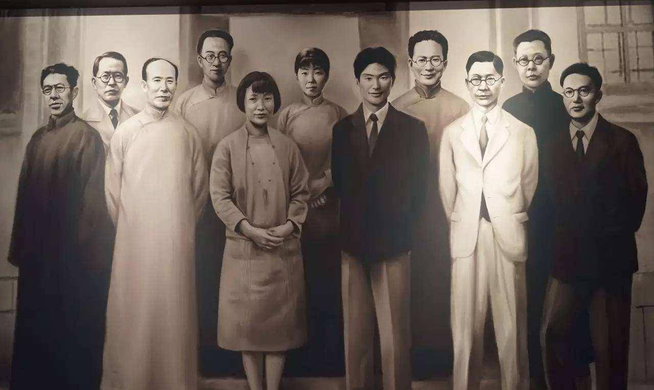 原创民国文人相轻钱钟书影射林徽因整容沈从文笑闻一多肾亏