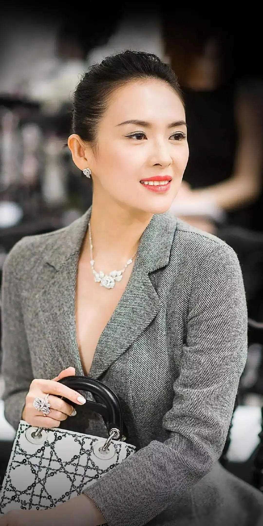他是章子怡最想嫁的人,比汪峰优秀太多,如今的他却至今未婚!