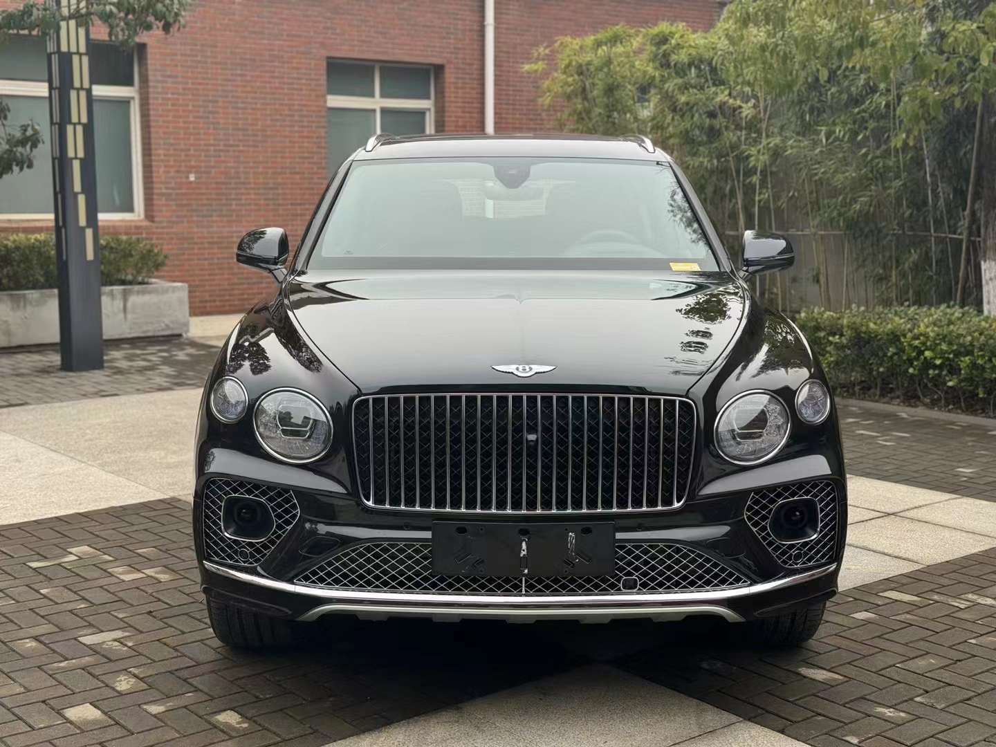 宾利添越加长雅度版,23年准新车_搜狐汽车_搜狐网