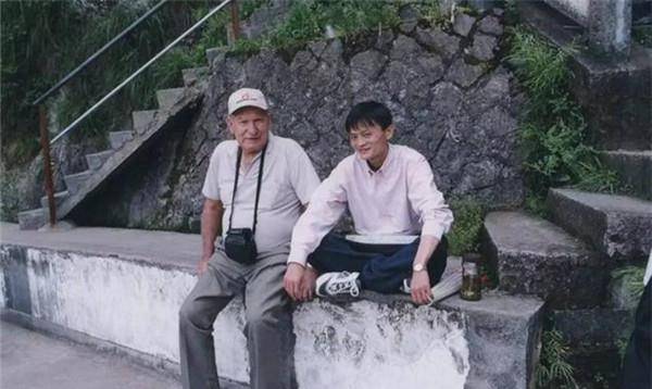 肯·莫利一家是马云打开世界大门的钥匙,马云用热情与努力来回报对方