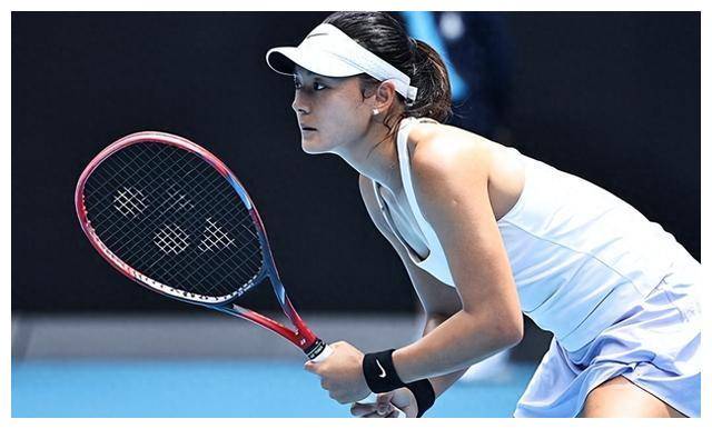 郑钦文助力30岁女网球选手逆转比分,横扫对手!_比赛_中国_王雅