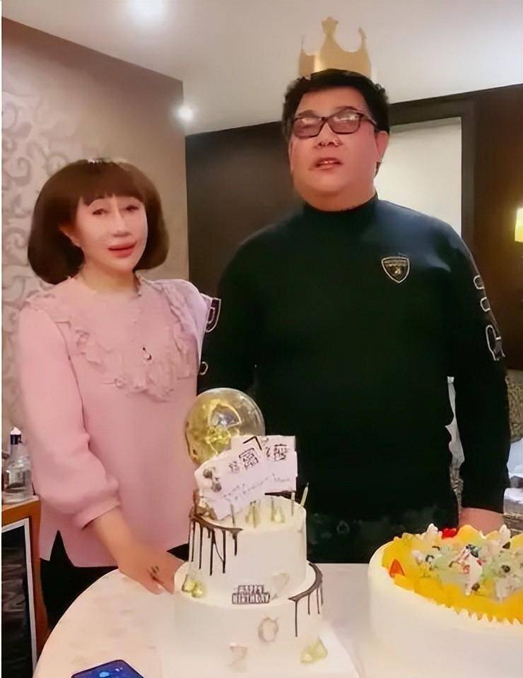 盲人歌手杨光的妻子图片