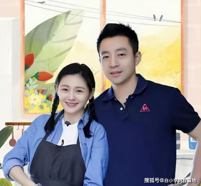 大s牵手具俊晔现身小s公公灵堂,却因一件衣服被骂上热搜_网友_汪小菲
