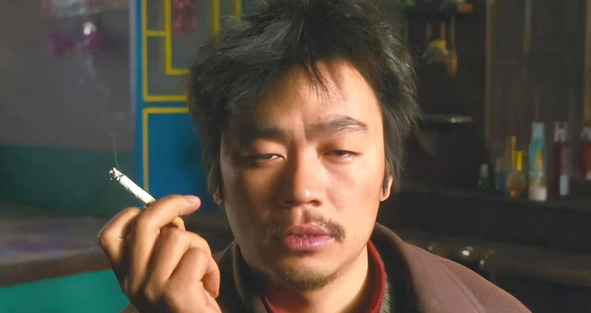 原创爱上离过婚的王宝强与他恋爱4年都不结婚冯清到底图什么