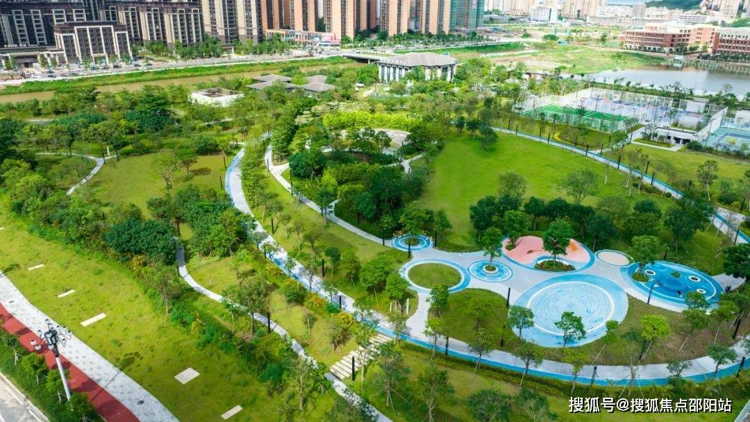 珠海湖心金茂悦