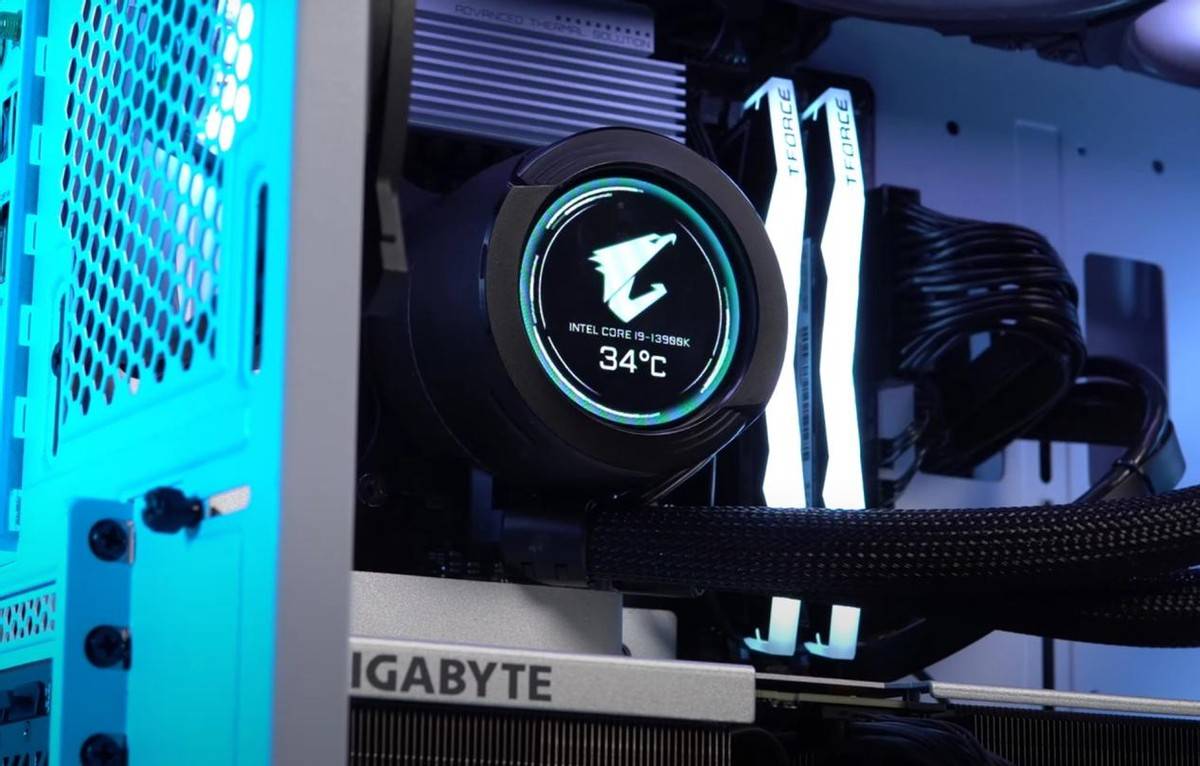 原创酷睿i9技嘉z790rtx4070aero装机黑白混搭的魅力谁能拒绝