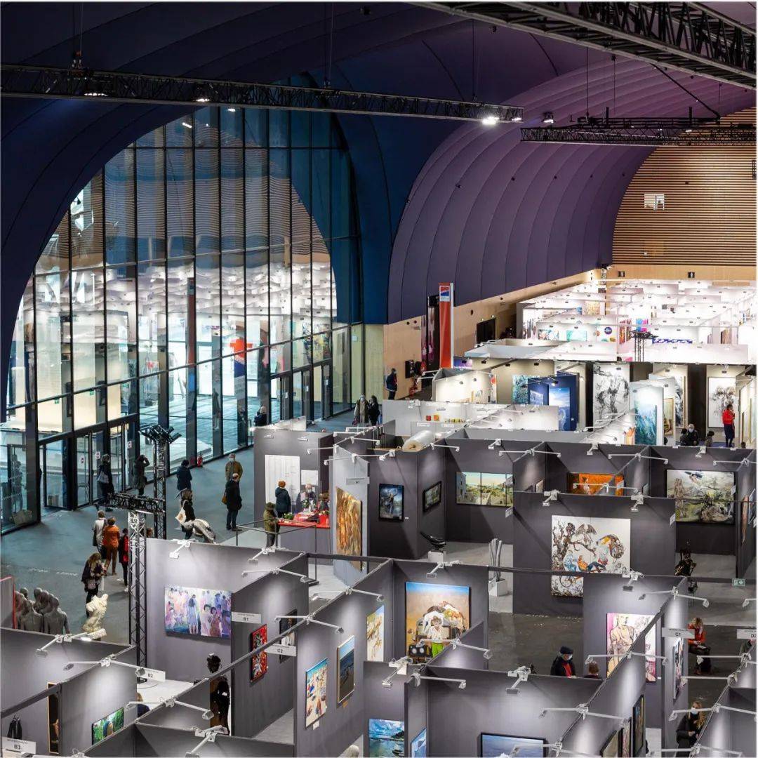 法国巴黎大皇宫"art capital国际艺术展":参展艺术家哈丽达