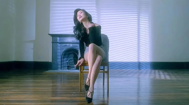 吴家丽:拒绝成龙情妇标签,单身生活也精彩