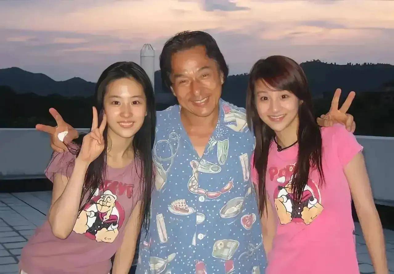 认识15天闪恋闪婚,陈龙和章龄之,相差10岁的爱情羡煞旁人!