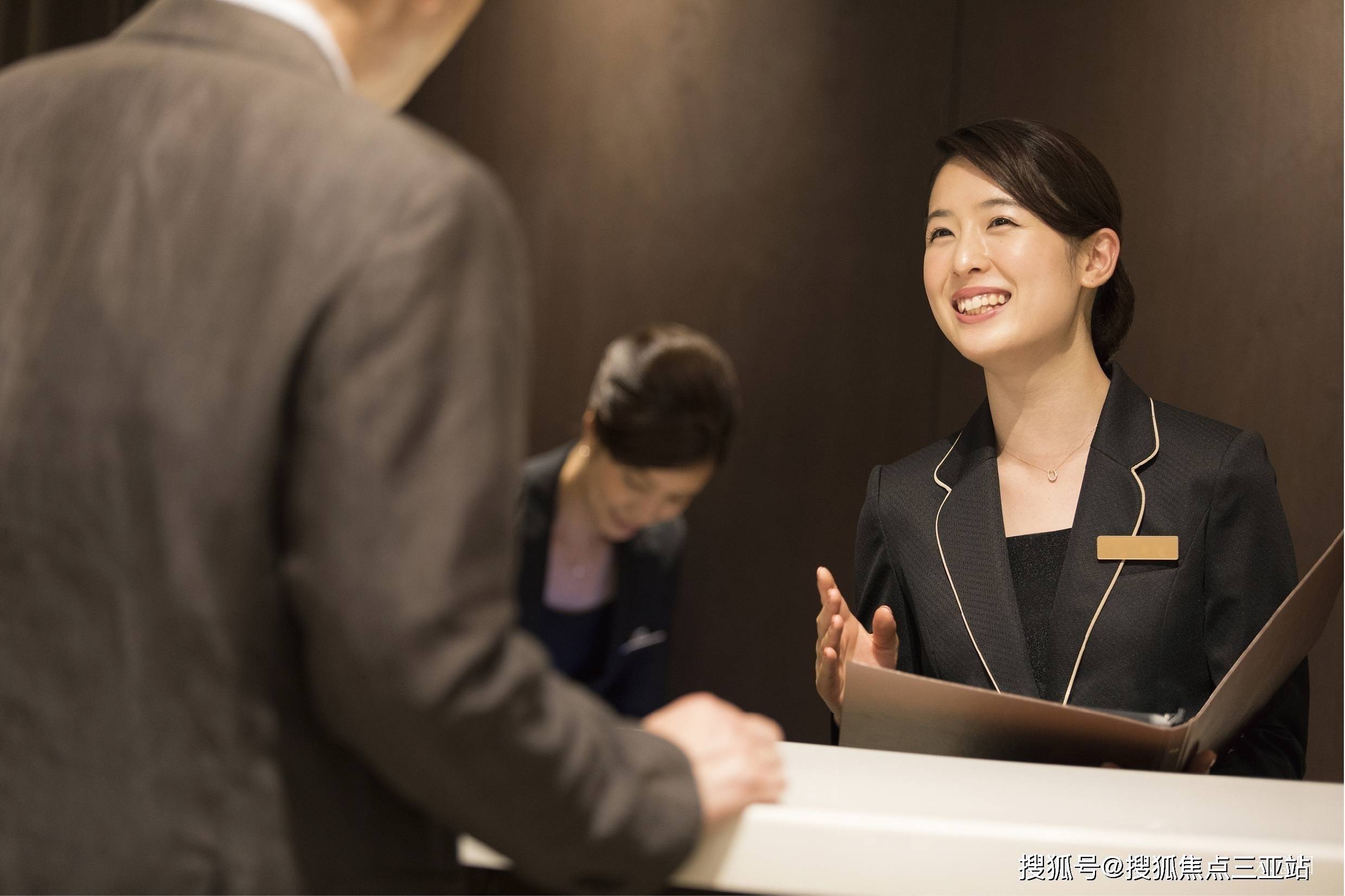 游客
信息咨询（游客
信息咨询处的英文）《游客信息中心英文》