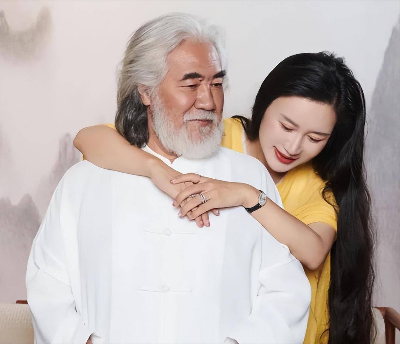 杜星霖_张纪中_样子