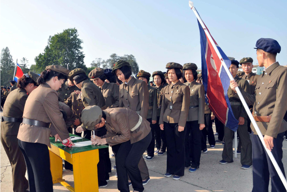 朝鲜合计130多万军队,兵役时间长达9年,为何这么特殊?