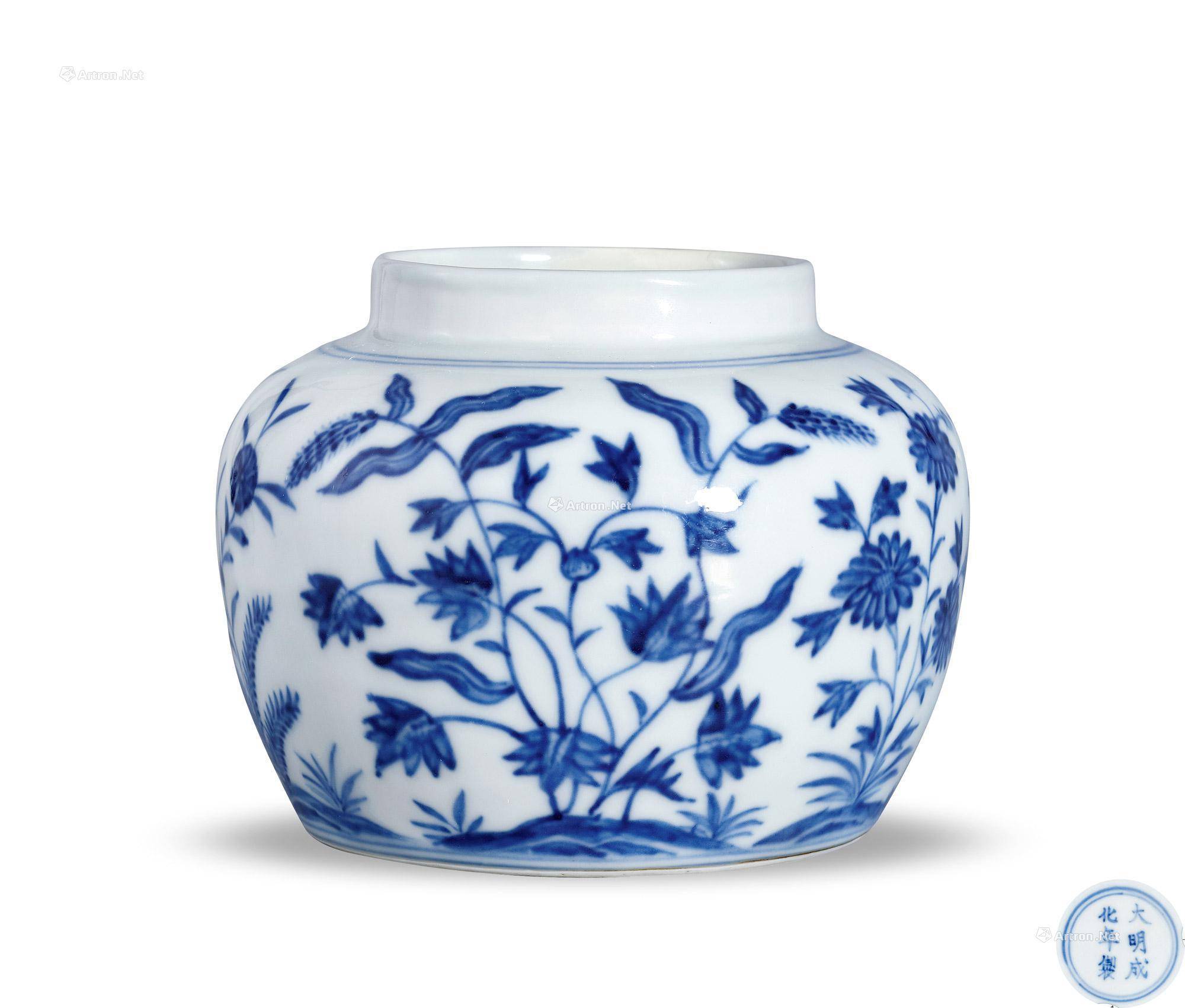 嘉德,保利2024春拍征集 | 赏瓷:明代景德镇窑青花瓷_瓷器_中国_图案
