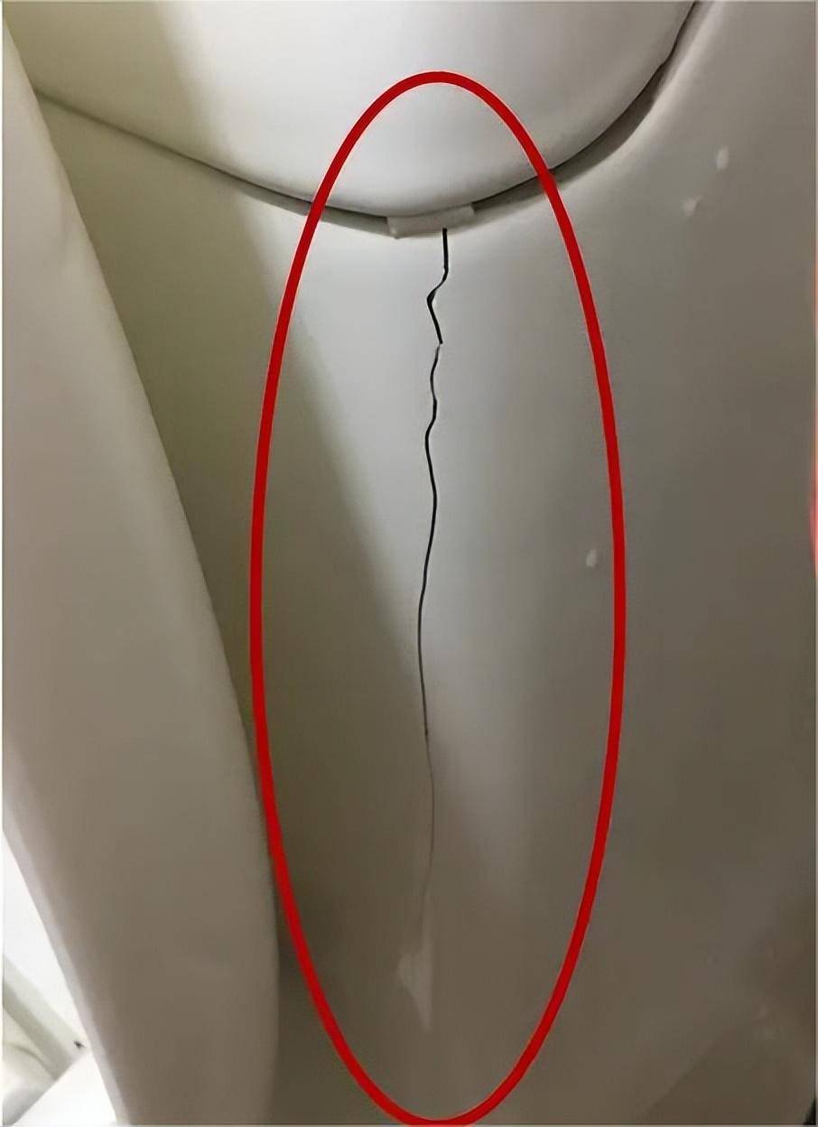 维博卫浴丨马桶漏水问题简单解决,只需这样操作_水箱_排水阀_水件