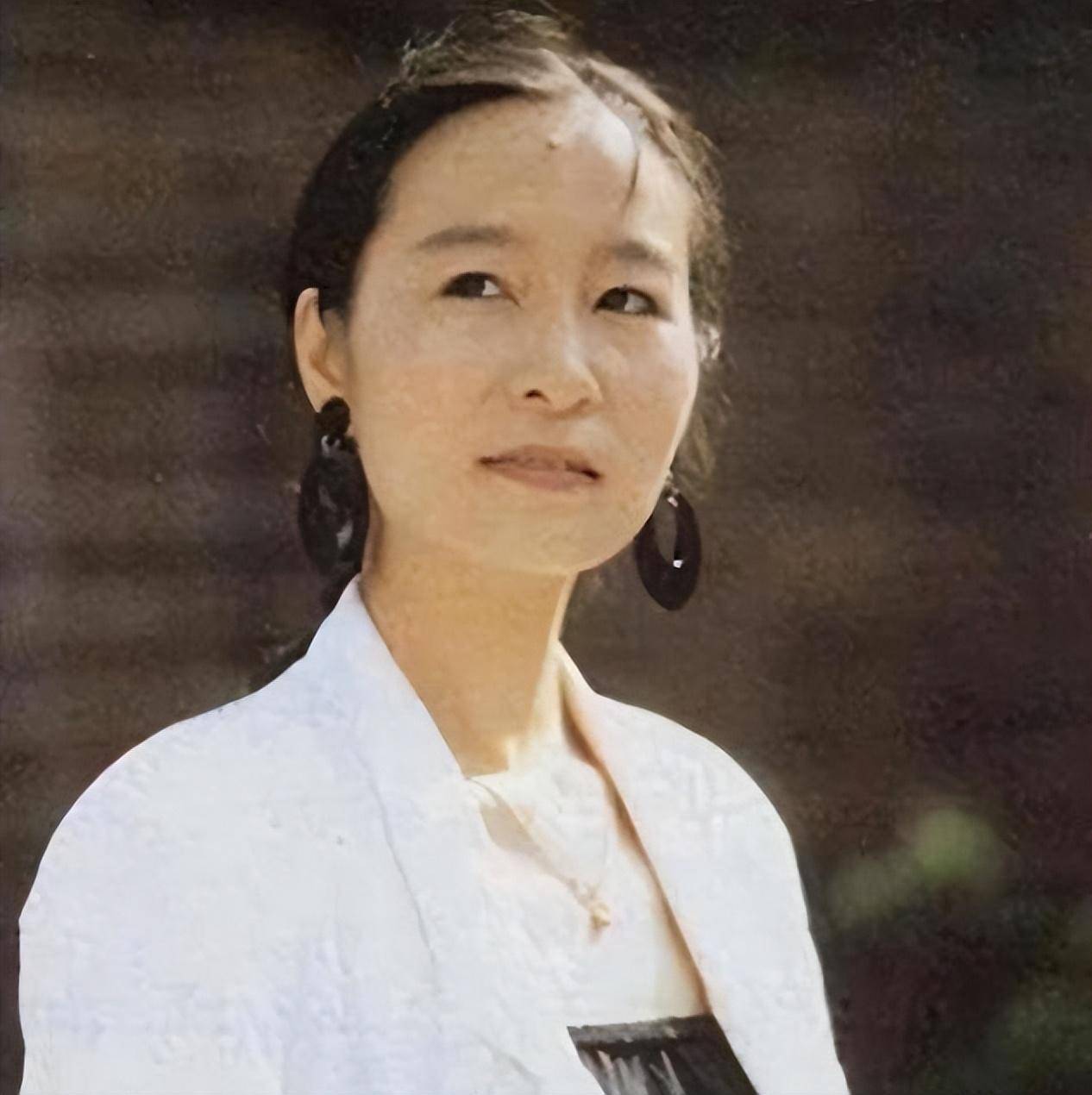 4位被中视协认可的"德艺双馨"明星,个个都是演技派,最小46岁