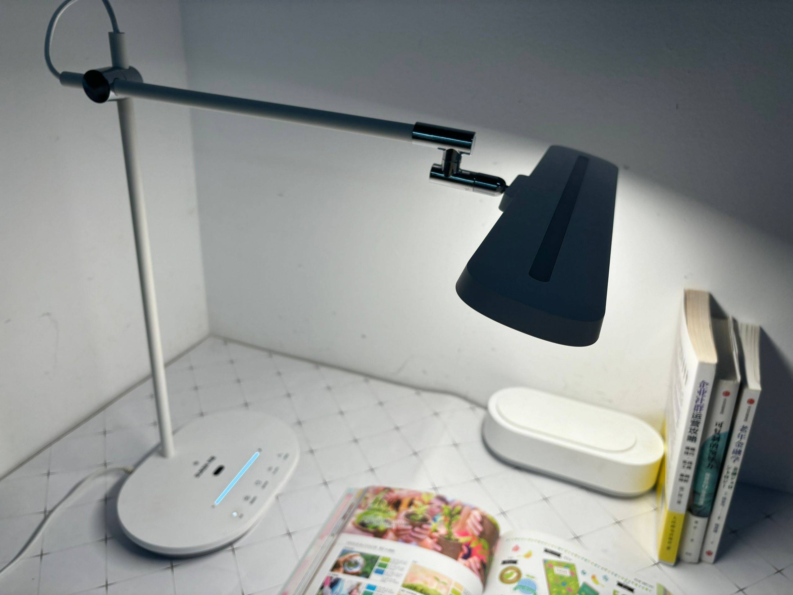 2024年护眼台灯选购指南：护眼台灯怎么选？爱德华医生/书客/明基哪个牌子好？