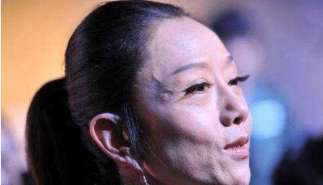 原创杨丽萍的照片素颜让人惊讶网友太真实了吧