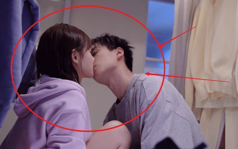 李一桐_胡一天_吴白