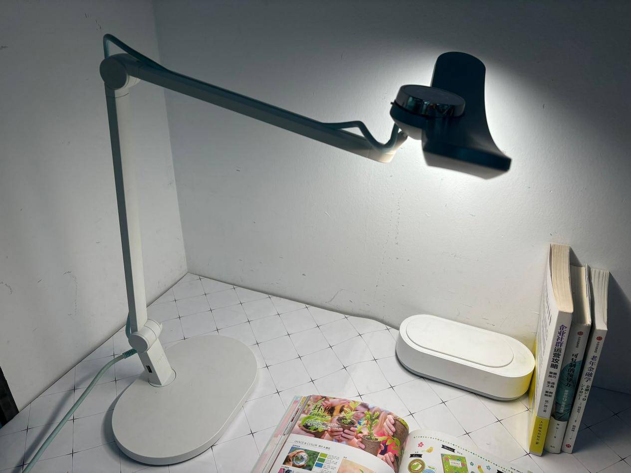 2024年护眼台灯选购指南：护眼台灯怎么选？爱德华医生/书客/明基哪个牌子好？