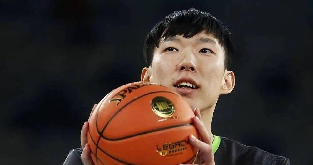 天降喜讯,两大高塔驰援杜锋,全力冲击常规赛前四_周琦_赵戌宏_徐昕