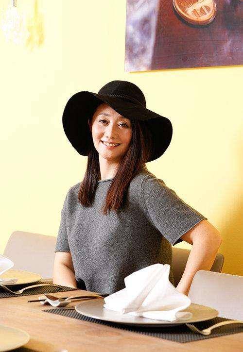 "令妃娘娘"赵丽娟隐瞒了17年的老公,原来是我们认识的他