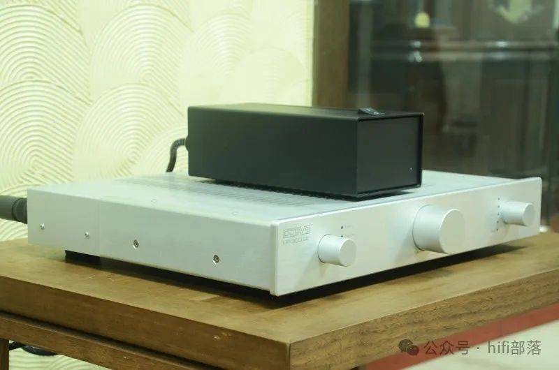 德国八度octavehp300se分体电源胆前级功放
