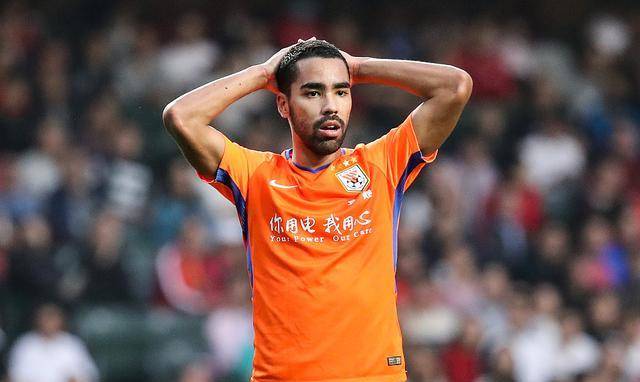 原创山东泰山归化球员成焦点外星人身份仍未改变明年才能调整