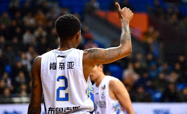 恭喜广东敲定马尚替身nba总冠军内线加盟联手周琦冲冠