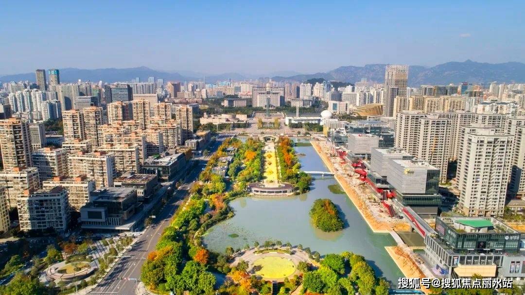 幼儿园等教育资源环绕,同时还共享印象城等绿轴配套资源,带来更立体化