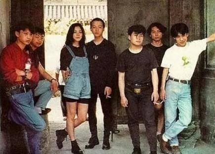 原创只因29年前的一句口头承诺窦唯再也没唱过黑豹时期的任何歌曲