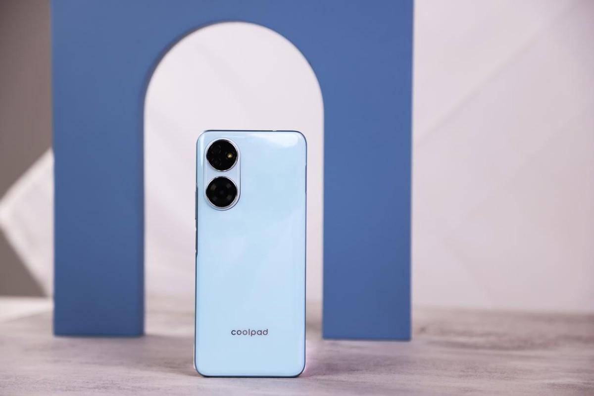 女神节献礼酷派锋尚50轻薄灵动设计引领女性手机新风尚