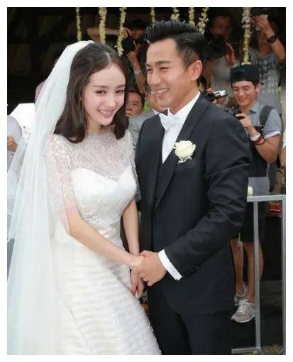 姐姐与刘恺威的婚姻故事令人感动,他们在婚礼上互换戒指,深情拥抱