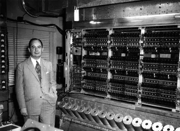 原创半人半神冯诺依曼深藏锋芒模仿凡人依旧让无数学者嫉妒