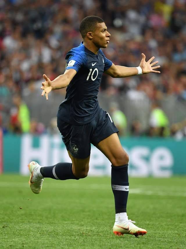 盘点历届世界杯最佳新人,哪一位成就最大,哪一位让你最失望_姆巴佩